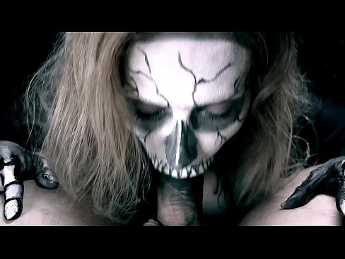 ❤️ Vajzë demonike që thith karin me gojën e saj të zezë dhe gëlltit sperma. ️❌ Video anale në sq.eviewporn-com.ru ❌️❤